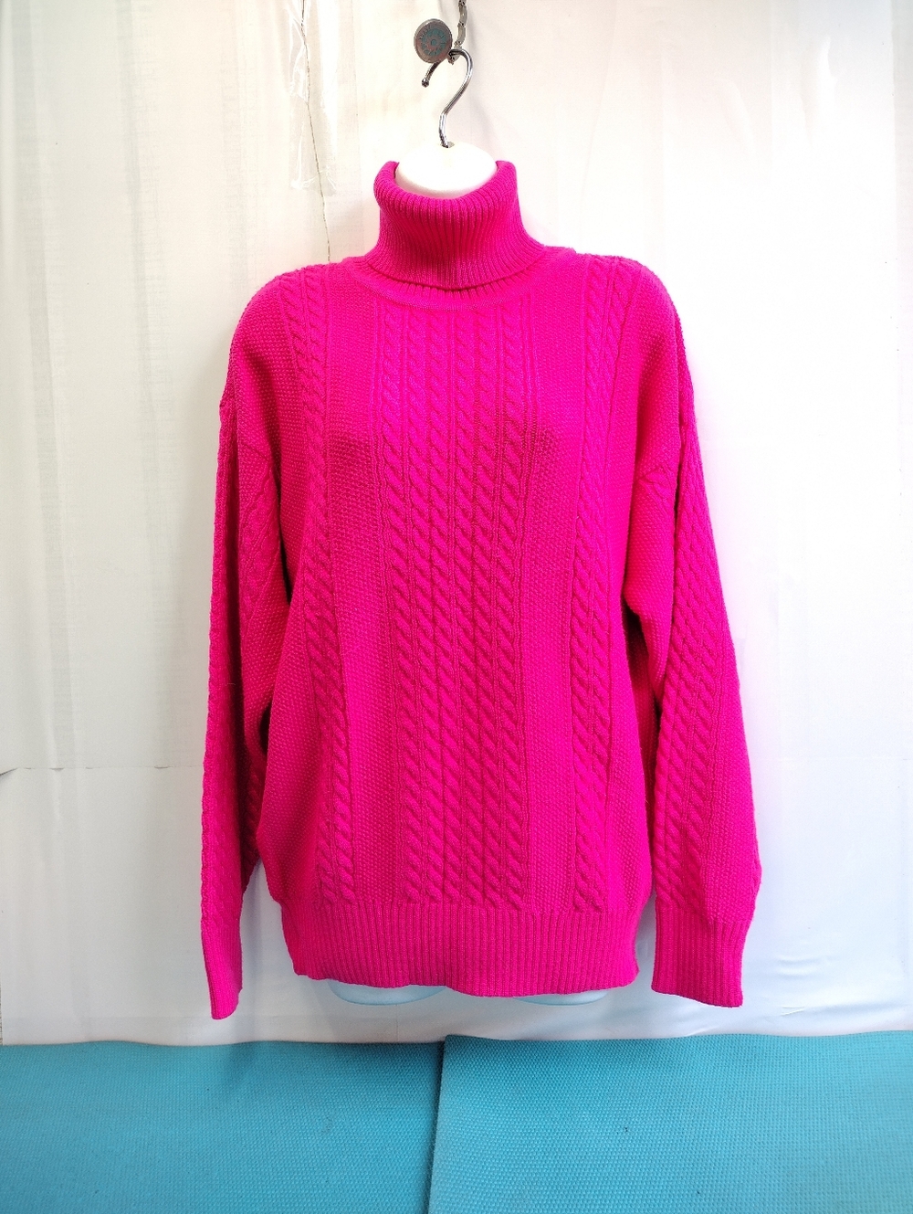 Vintage Tyrolia By Head Hot Pink Turtleneck Sweater Wool Blend Size M (8-10)
